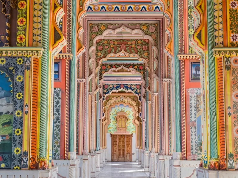 A monument on the Delhi, Agra and Jaipur road, one of many regions a school tour crosses.